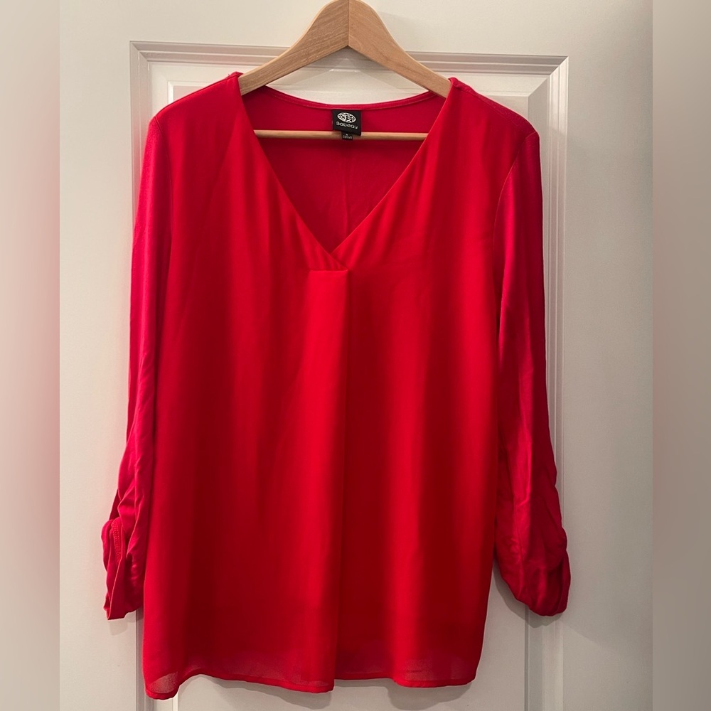 Bobeau Vibrant Red V-Neck Blouse